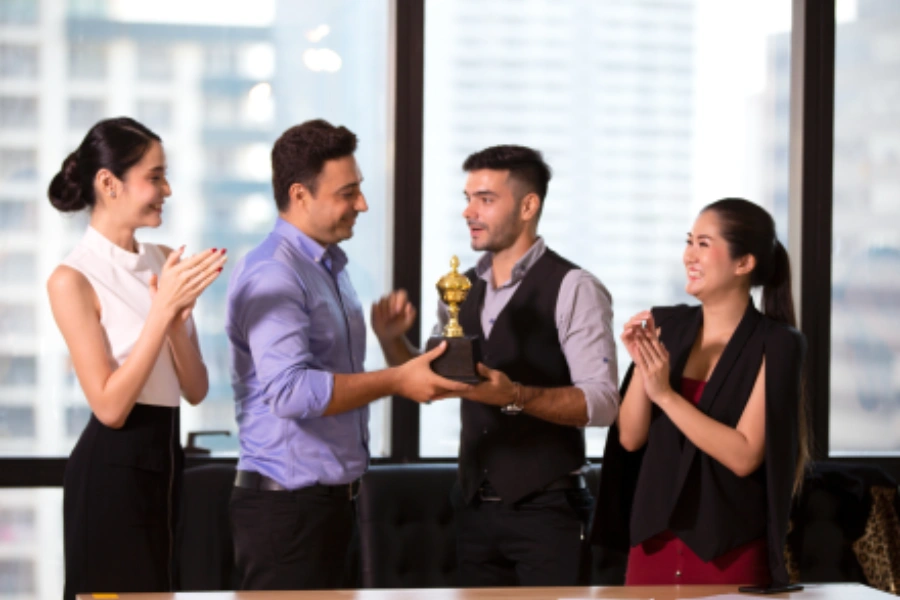 Recognition-Rewards